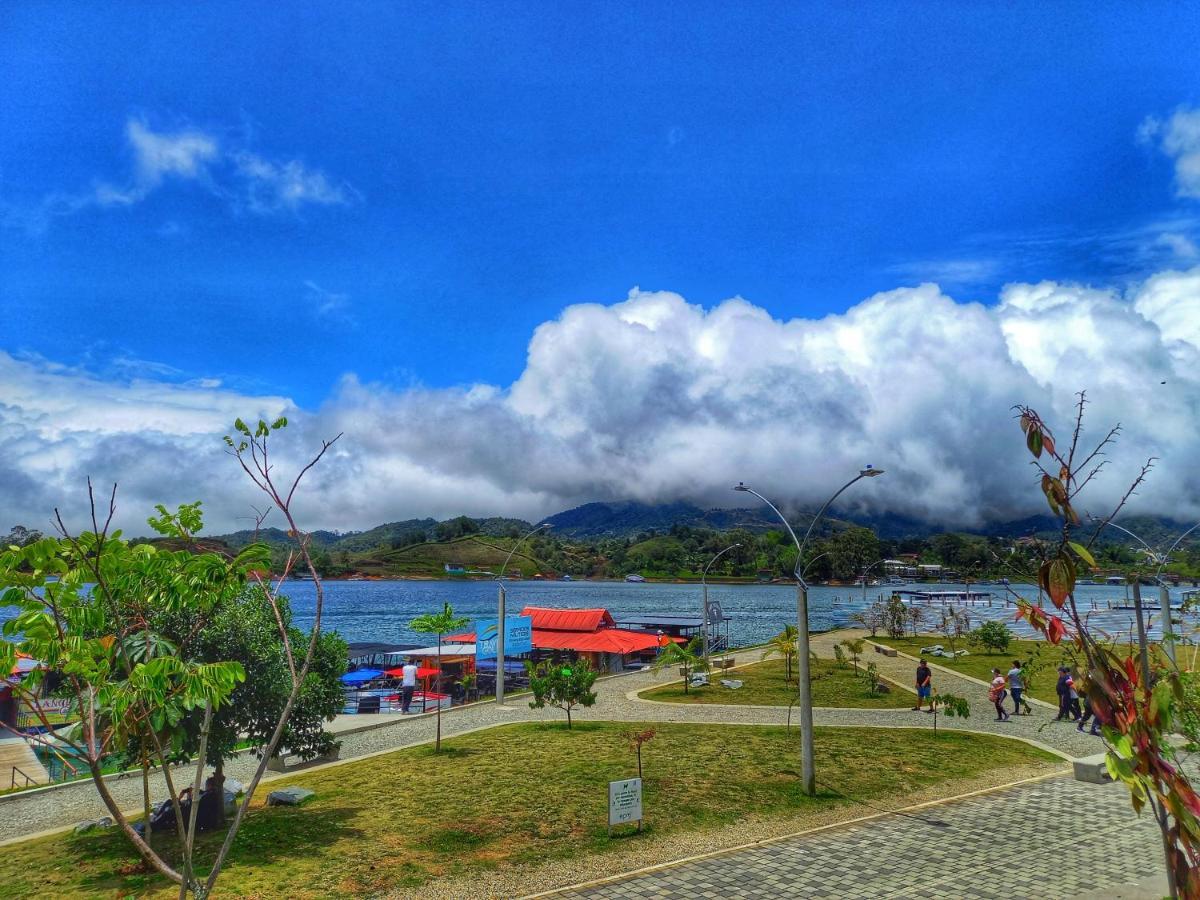 Apartamento Centro Guatape, Parque Y Embalse Exteriér fotografie